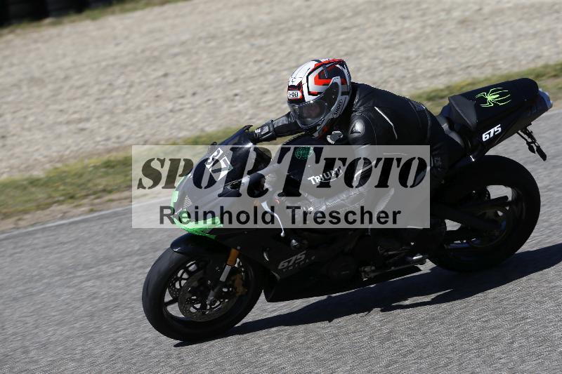 /06 08.04.2026 Cornu Master School ADR/Gruppe gruen/37